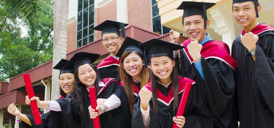 Universitas Di Bandung Yang Menyediakan Kelas Karyawan